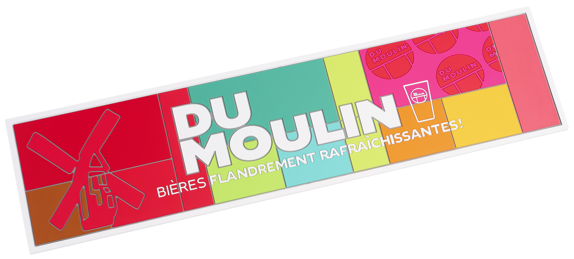 Tapis de bar Bières Dumoulin, les bières flandrement rafraichissantes. design graphique. Identité visuelle. Plateforme de marque Direction Artistique Création Little Big Idea